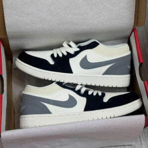 Jordan 1 Low Low 'Sail Light Smoke Grey'