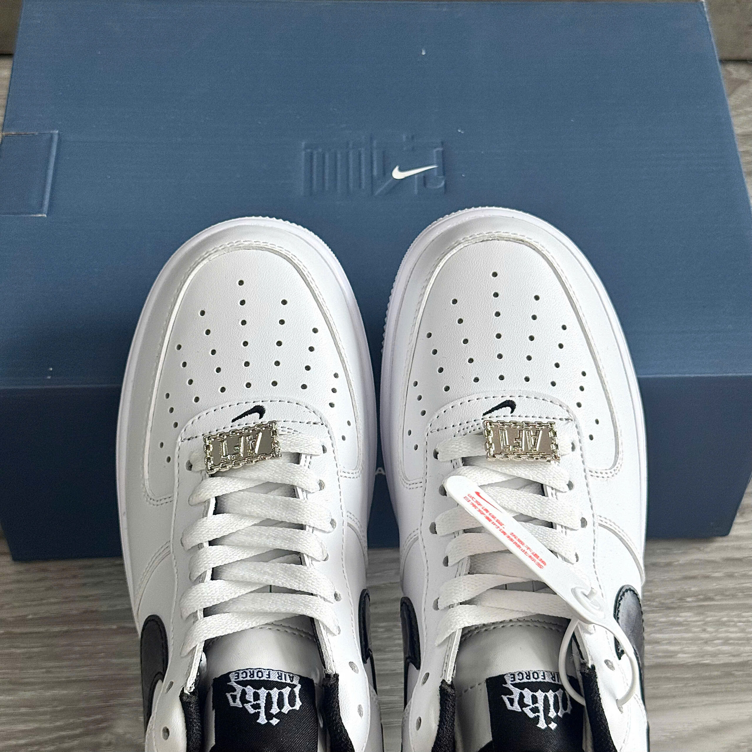 Nike Air Force 1 World Champs - Ảnh 2