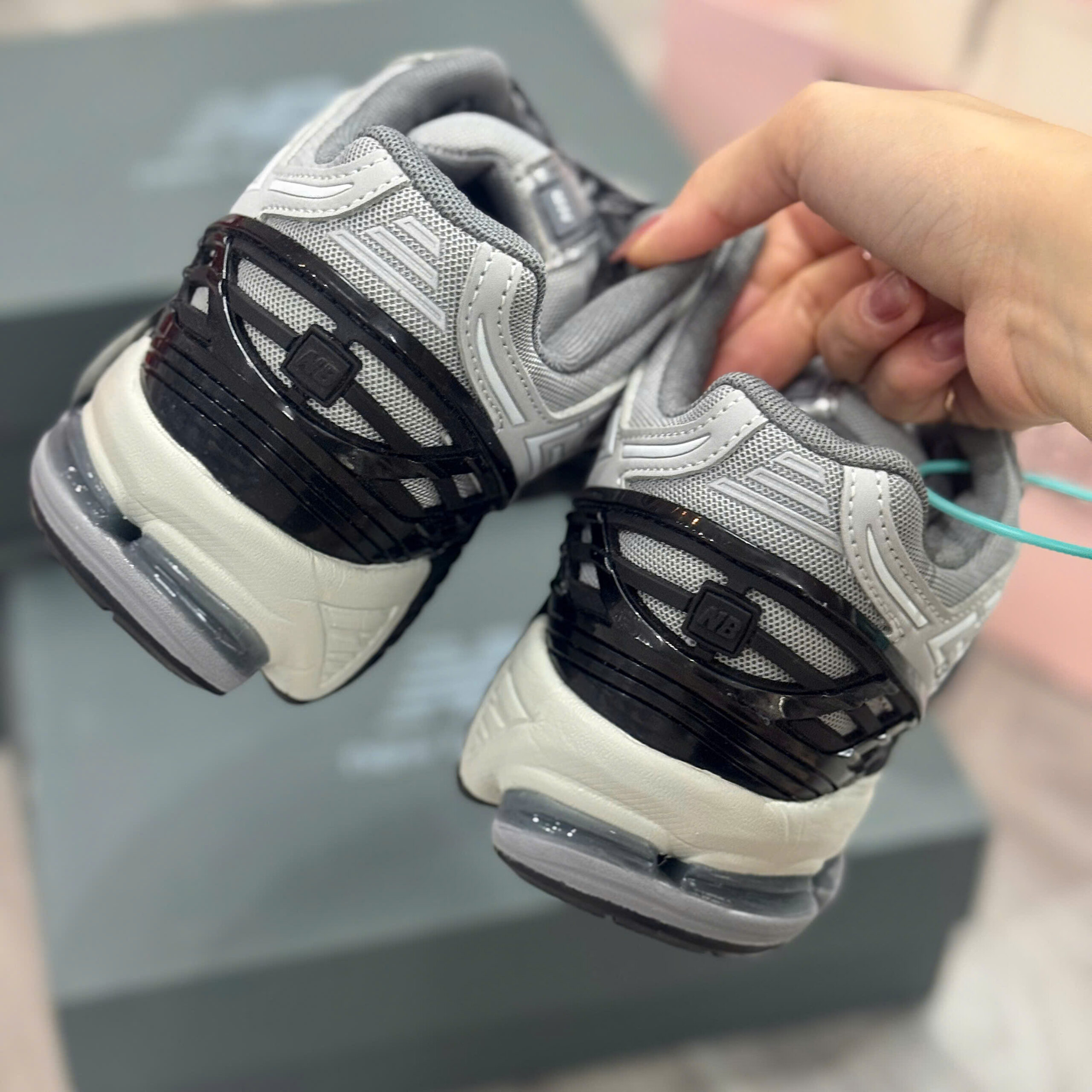 NB1906R Xám - Ảnh 2