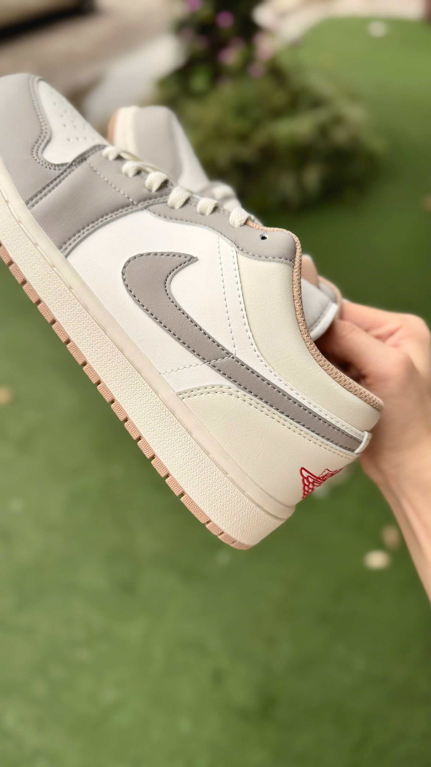 Jordan 1 Low Red College Grey - Ảnh 4