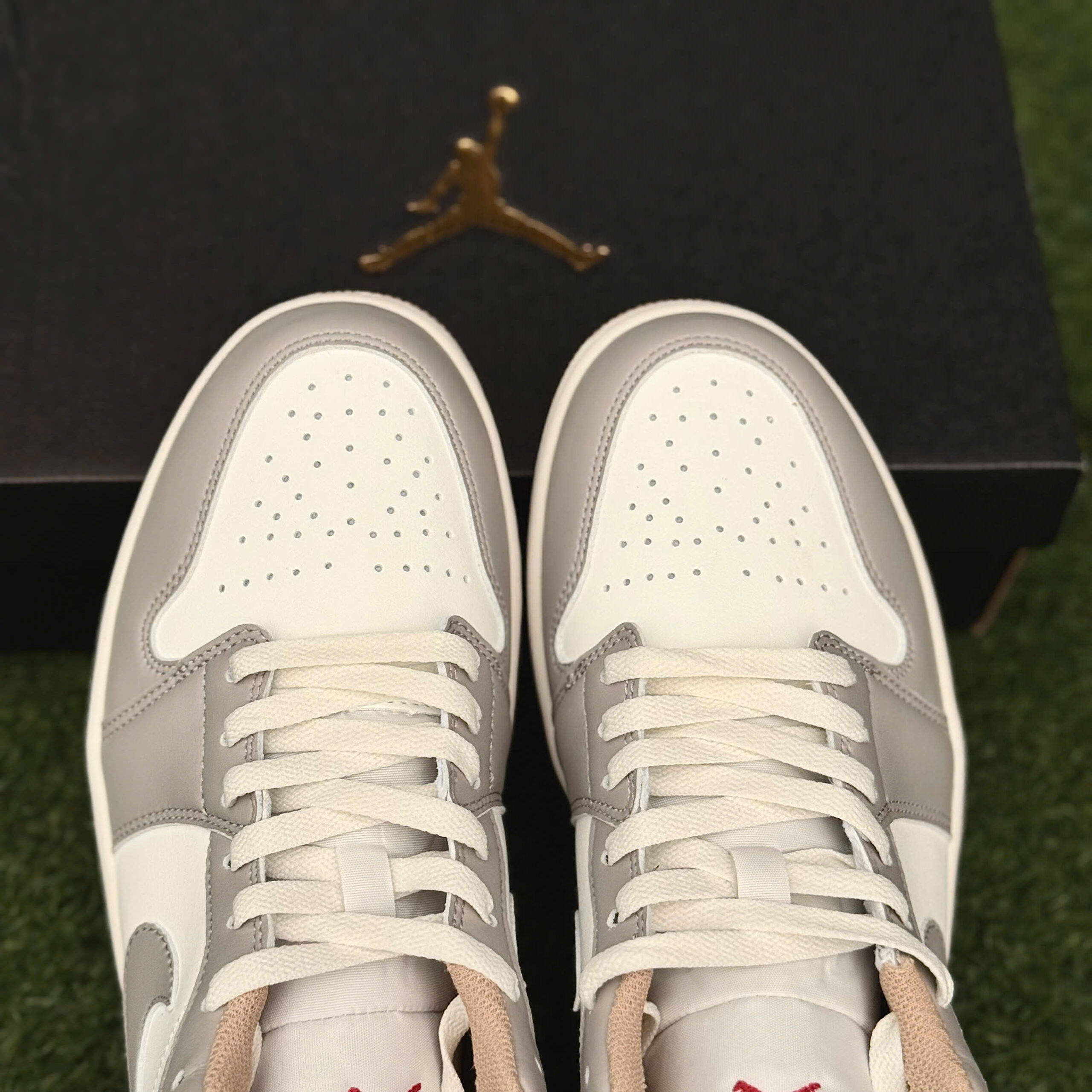 Jordan 1 Low Red College Grey - Ảnh 3