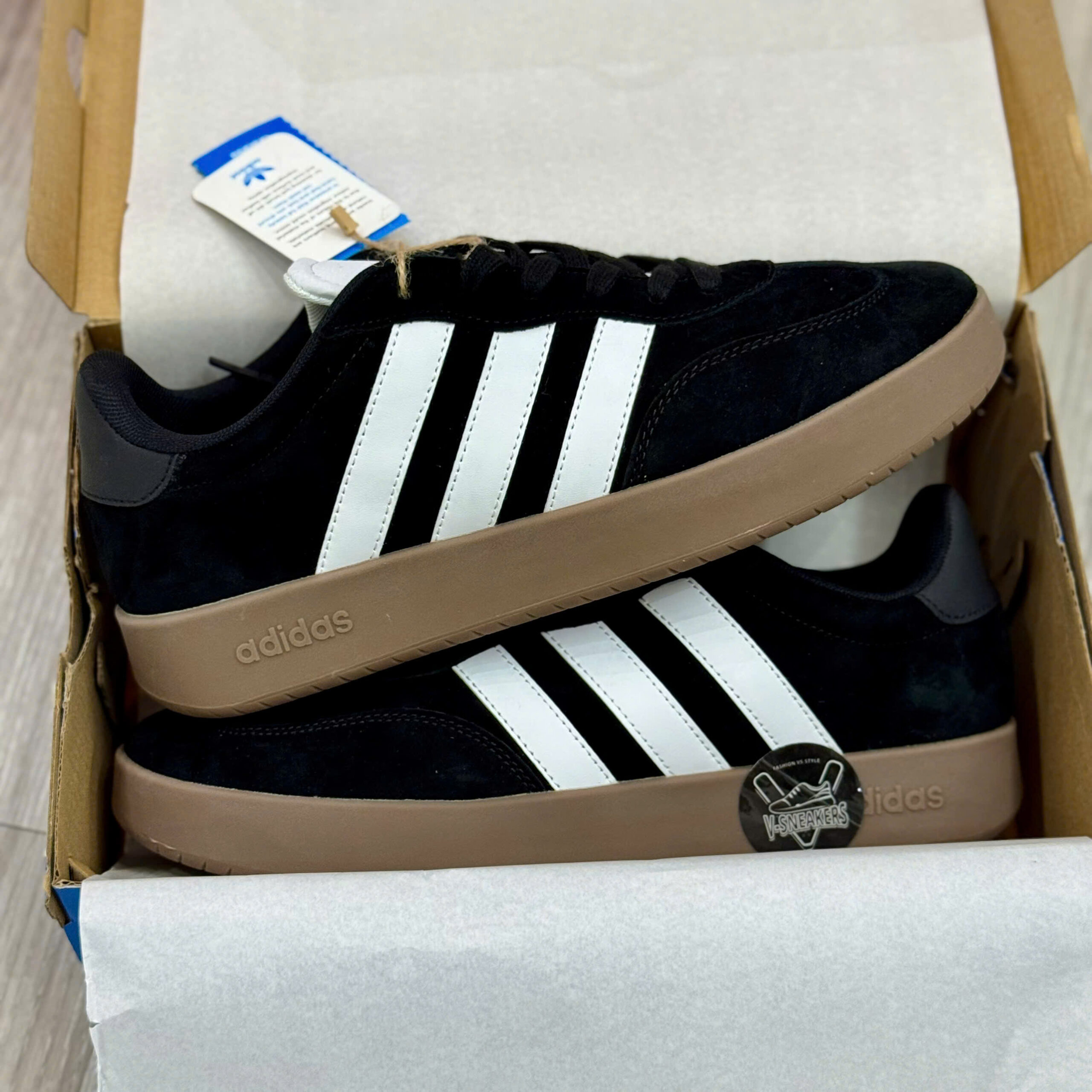 Adidas Barreda Đen