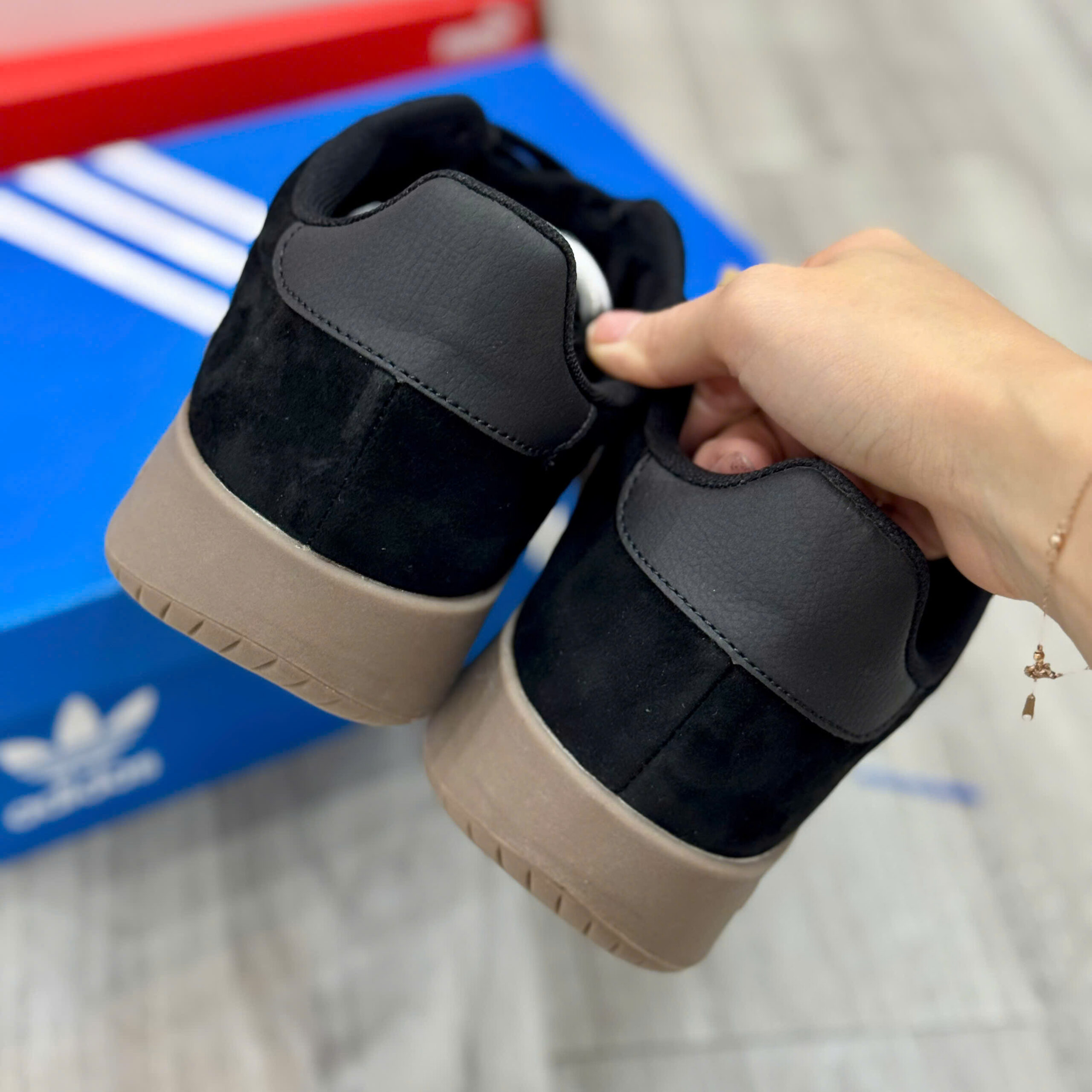Adidas Barreda Đen - Ảnh 2